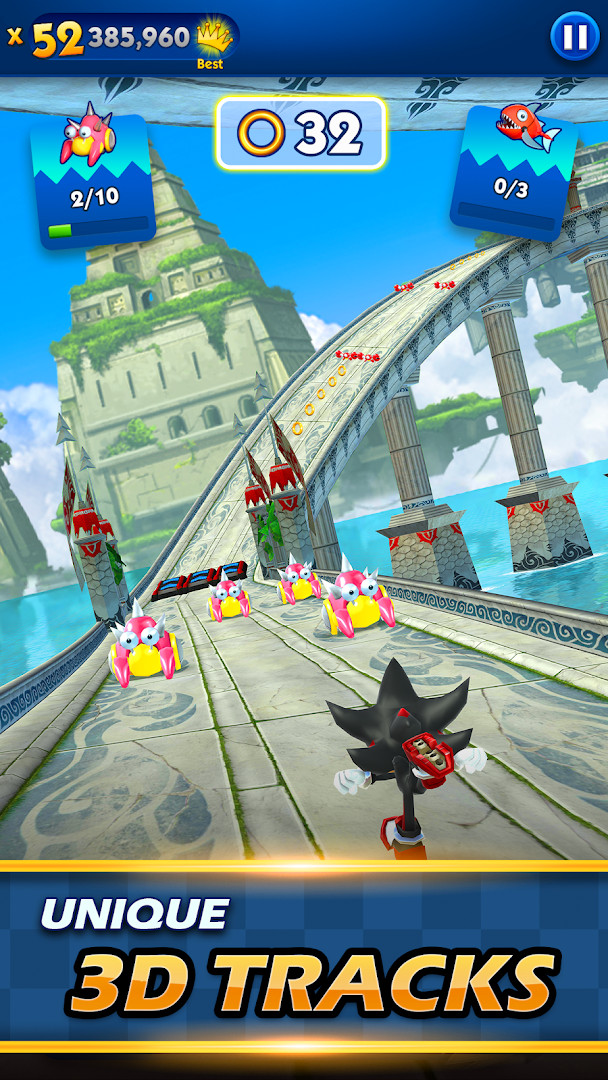 Sonic Dash Run screenshot of Sonic spin dashing through Badnik enemies.